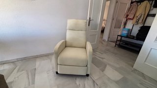 Sillón reclinable de descanso beige