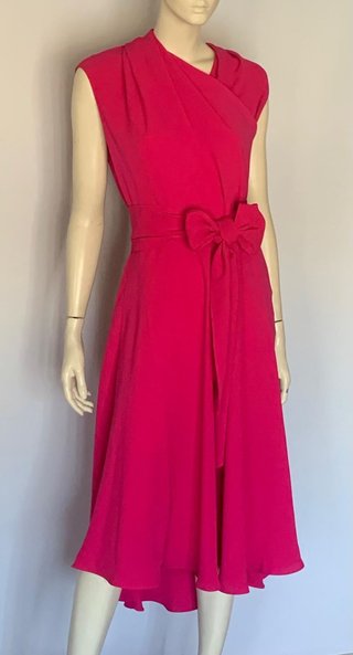 Vestido Carolina Herrera rosa midi