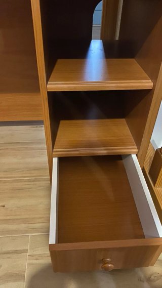 Escritorio ordenador con ruedas