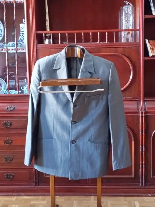 Traje de hombre Jaime Valentín con chaleco.