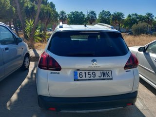 Peugeot 2008 AUTOMÁTICO 1.2 PureTech 110 Allure