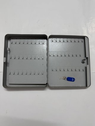 Armarios metálicos para llaves (3 unidades)