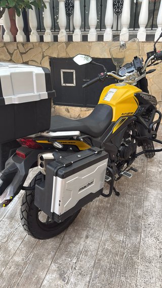 Macbor Montana 125c