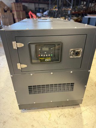 Grupo electrógeno Diésel 20-125 kVA en Liquidación