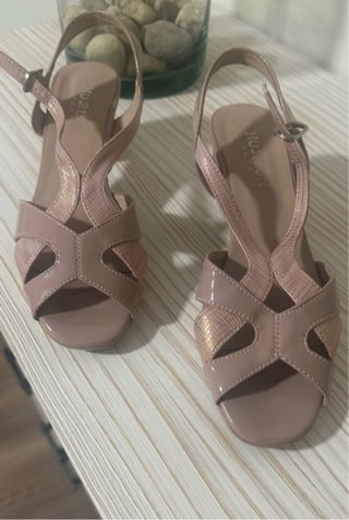 Sandalias tacón rosa y dorado Jiu-Jitsu
