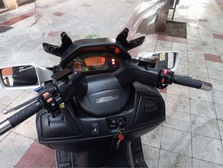 Suzuki Burgman 650 2010 Blanca