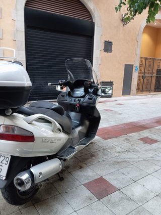 Suzuki Burgman 650 2010 Blanca