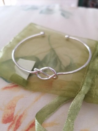 Pulsera nudo plata bisutería sin cierre
