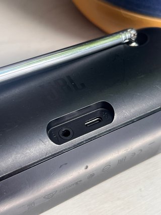 JBL Tuner 2 Portátil FM Radio y Bluetooth