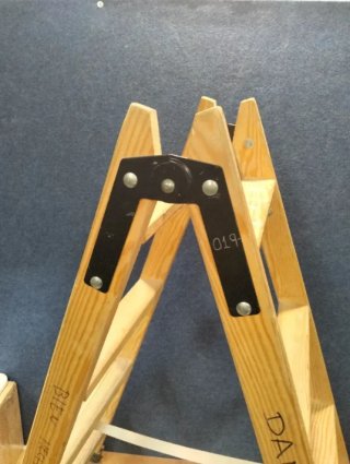 Escalera de madera SVELT S7 4 peldaños