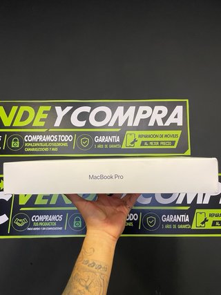 MacBook Pro 16 M5Pro 24GB RAM 1TB SSD