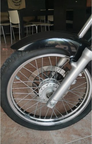 Suzuki Intruder 125 Negra