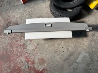 Bandeja Maletero VW Multivan T5 Gris