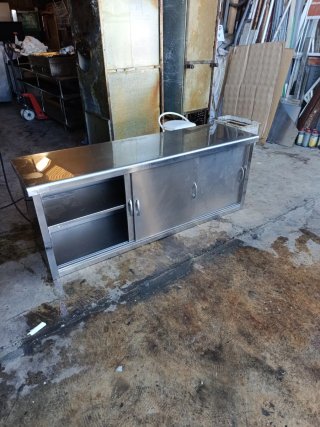 Mesa de acero inoxidable