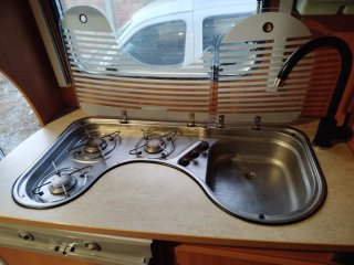 Autocaravana Ford Challenger Genesis 43 2008
