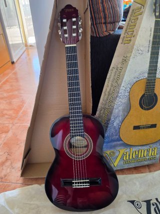 Guitarra Clásica Valencia VC202 Antique Natural