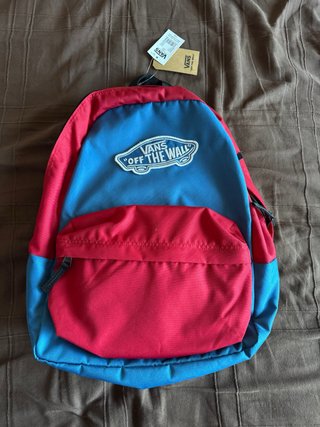 Mochila Vans Roja y Azul. A estrenar, con etiqueta