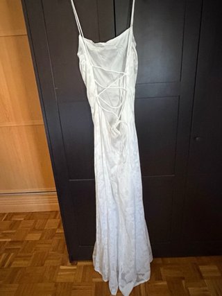 Vestido de Novia Civil Oliva Blanca.