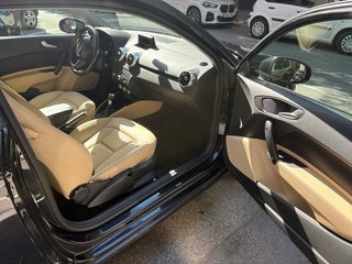 Audi A1 2011