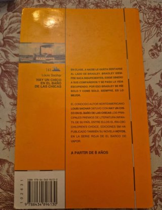 Libro Hay un chico en el baño de las chicas.