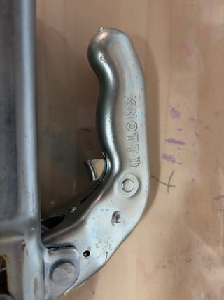 Cabezal Enganche Knott C-70 1400kg
