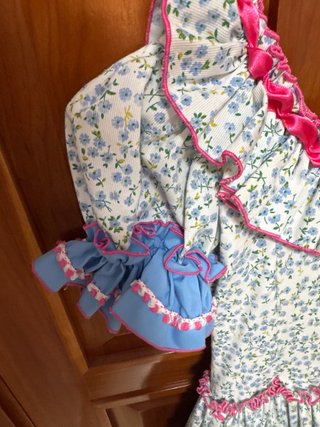 Traje Flamenca Niña Azul y Rosa como nuevo.