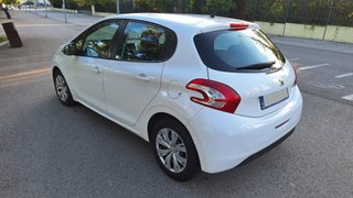 Peugeot 208 2013 1.6HDI 92cv único dueño