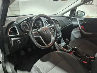 Opel Astra 1.7CDTI EXCELLENCE 130CV