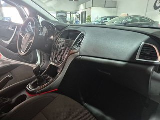 Opel Astra 1.7CDTI EXCELLENCE 130CV