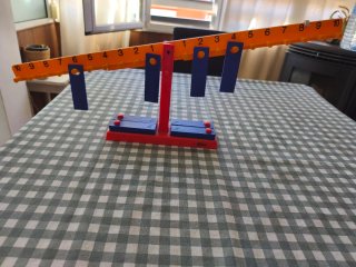 Balanza matemática educativa