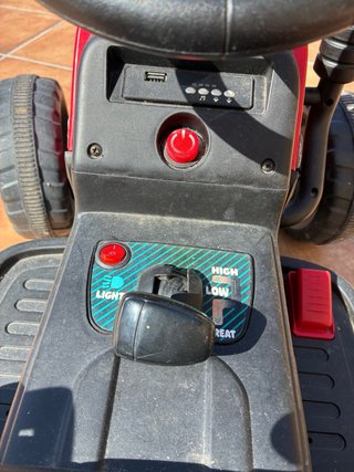 Tractor a batería para niño con remolque