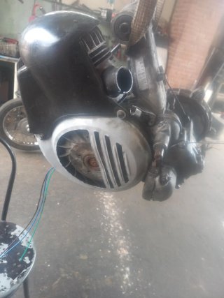 Motor Vespa 200 DN