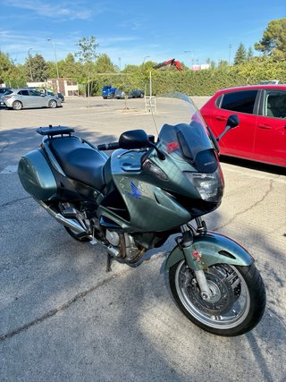 Honda Deauville (RC52)