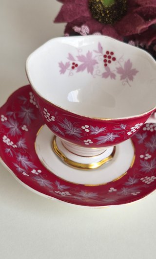 Taza y platillo Royal Albert porcelana inglesa