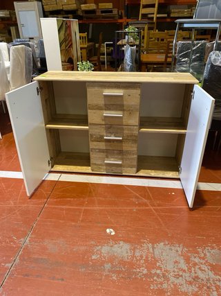 Aparador auxiliar blanco y madera