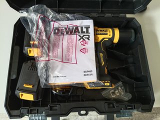 Remachadora Inalámbrica DeWalt DCF403D2GT