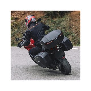 Baul maleta trasera para moto acabado en D901