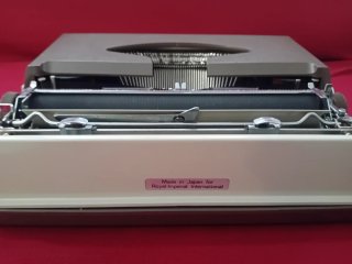 Macchina da Scrivere Royal 203 Litton con Custodia
