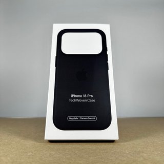 Funda iPhone 18 Pro Trenzado Técnico Negro MagSafe