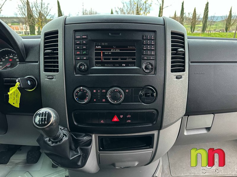Volkswagen Crafter 2016, foto 18