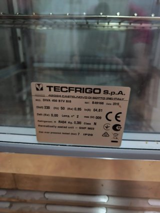 Vitrina refrigerada expositora