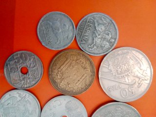 Lote de monedas españolas época Franco