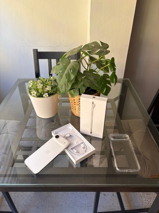 iPhone 17 Air 256GB + Caja y funda