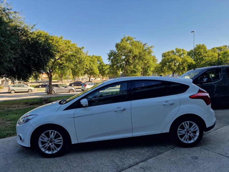 Ford Focus 1.6 TDCi Trend 2014, foto 11