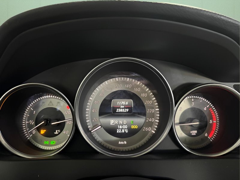 Mercedes-Benz Clase C 2013, foto 13