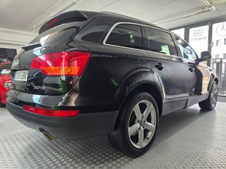 AUDI Q7 3.0 TDI quattro tiptronic