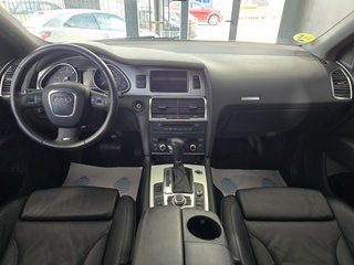 AUDI Q7 3.0 TDI quattro tiptronic