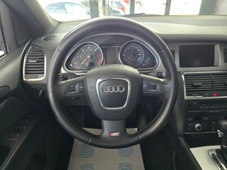 AUDI Q7 3.0 TDI quattro tiptronic