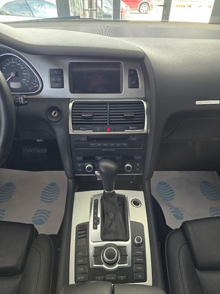 AUDI Q7 3.0 TDI quattro tiptronic