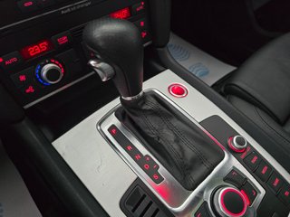 AUDI Q7 3.0 TDI quattro tiptronic